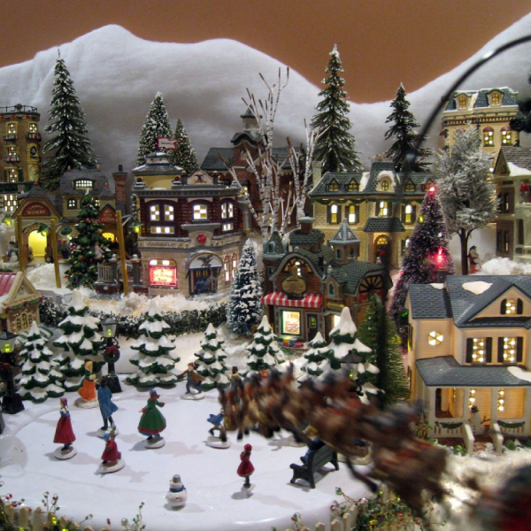 Twitch.tv + Raspberry Pi Powered Christmas Train Village